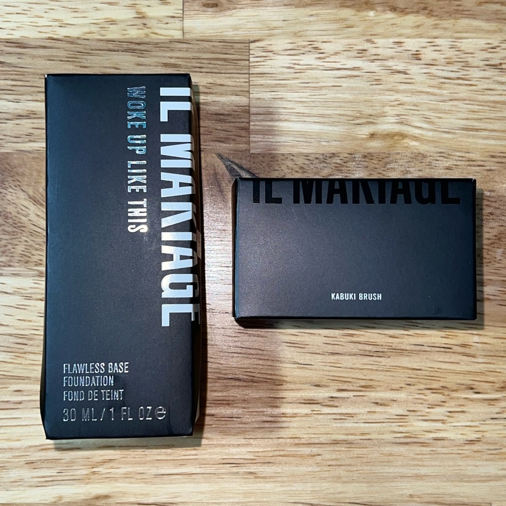 IL MAKIAGE Woke Up Like This 060 Foundation w/ Kabuki Brush